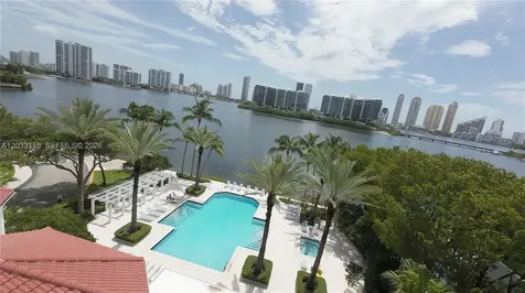 3135 NE 184th Street Aventura FL 33160