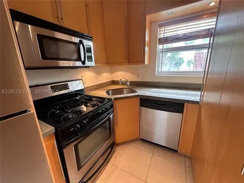 1100 Venetian Way Miami FL 33139