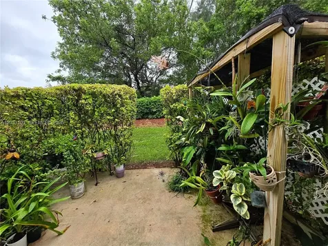 2629 SE 21st Court Homestead FL 33035
