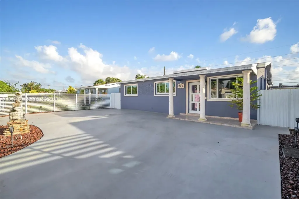 380 W 30th Street Hialeah FL 33012