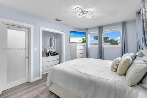 380 W 30th Street Hialeah FL 33012