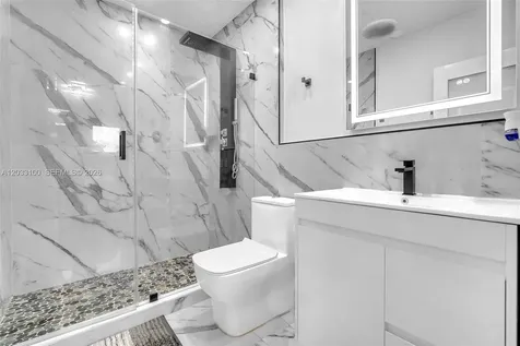 380 W 30th Street Hialeah FL 33012