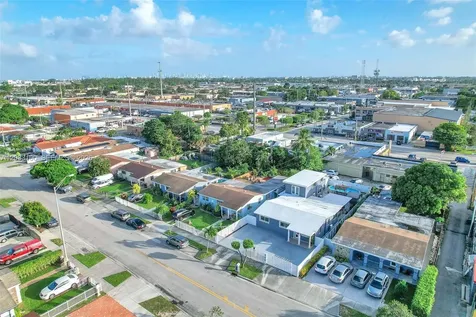 380 W 30th Street Hialeah FL 33012