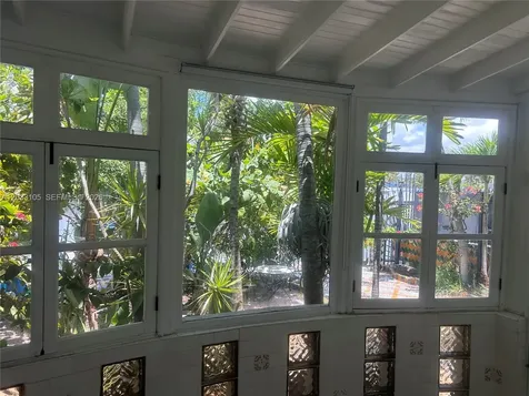 8200 Byron Avenue Miami Beach FL 33141