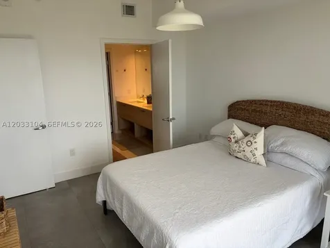 16385 Biscayne Boulevard North Miami Beach FL 33160