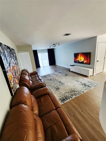4962 SW 95th Avenue Cooper City FL 33328