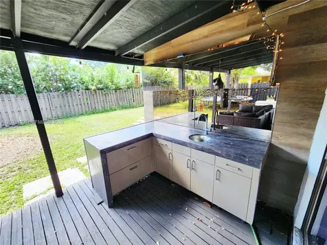 4962 SW 95th Avenue Cooper City FL 33328