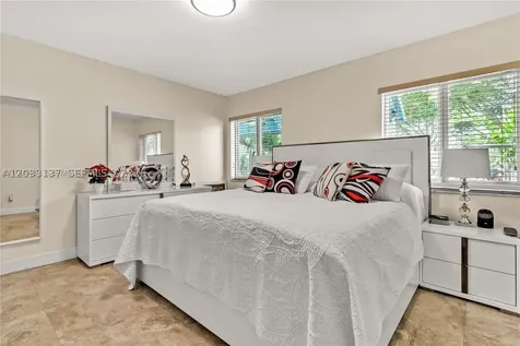16453 SW 97th Street Miami FL 33196