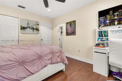 16453 SW 97th Street Miami FL 33196