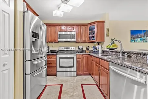 16453 SW 97th Street Miami FL 33196