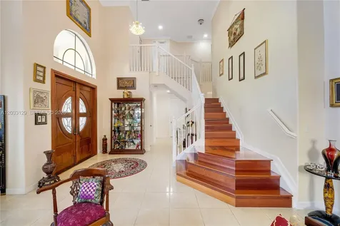 19086 SW 76th Avenue Cutler Bay FL 33157
