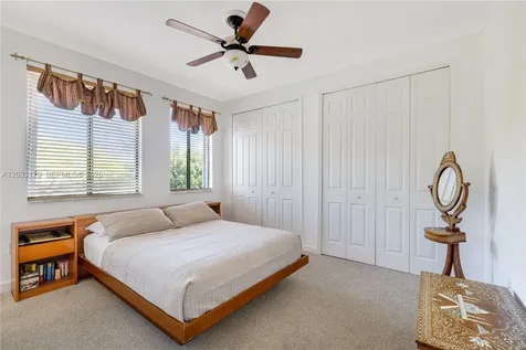 19086 SW 76th Avenue Cutler Bay FL 33157