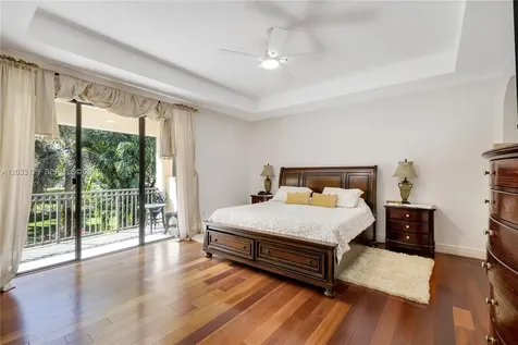 19086 SW 76th Avenue Cutler Bay FL 33157