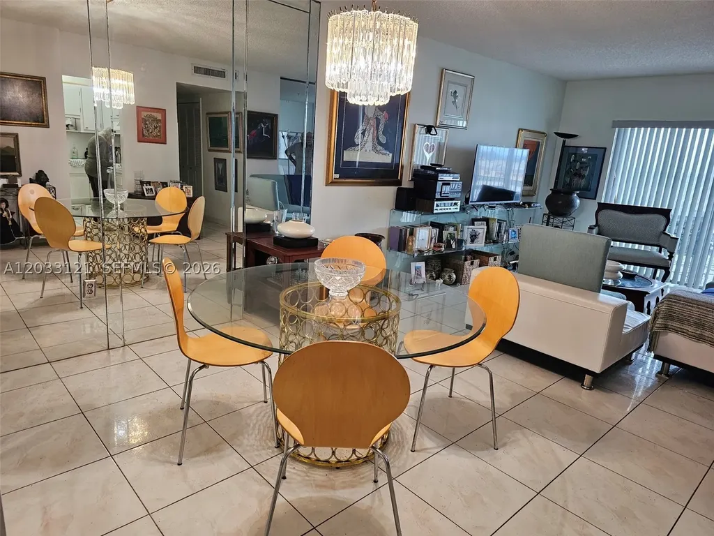 3850 Washington Street Hollywood FL 33021