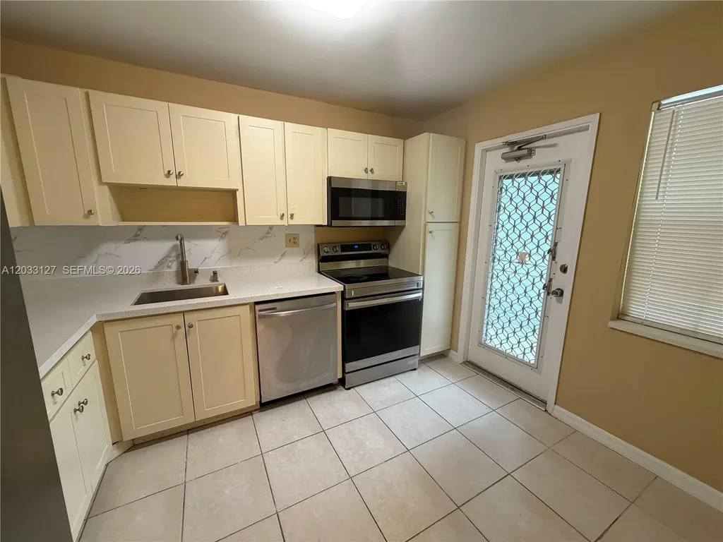 3100 N Course Lane Pompano Beach FL 33069