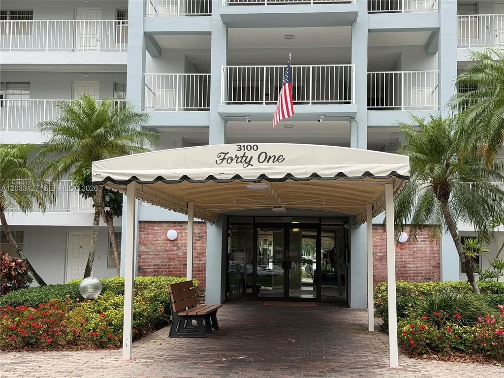 3100 N Course Lane Pompano Beach FL 33069