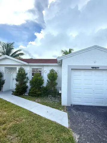 19831 NW 65th Court Hialeah FL 33015