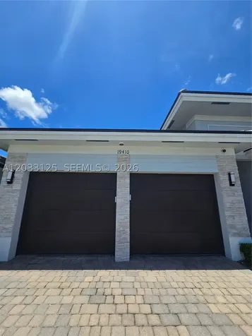 19410 SW 124th Court Miami FL 33177