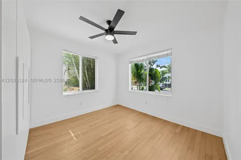 565 NW 44th Street Miami FL 33127