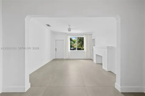 565 NW 44th Street Miami FL 33127