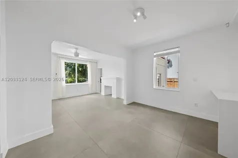565 NW 44th Street Miami FL 33127