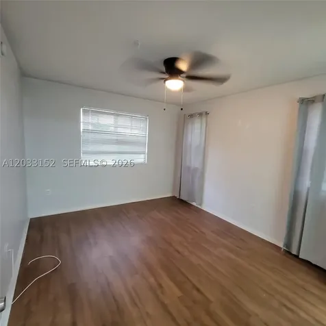 711 SW 111th Way Pembroke Pines FL 33025