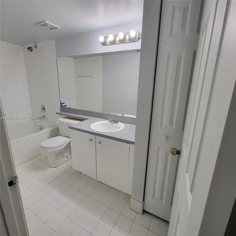 711 SW 111th Way Pembroke Pines FL 33025