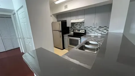 711 SW 111th Way Pembroke Pines FL 33025