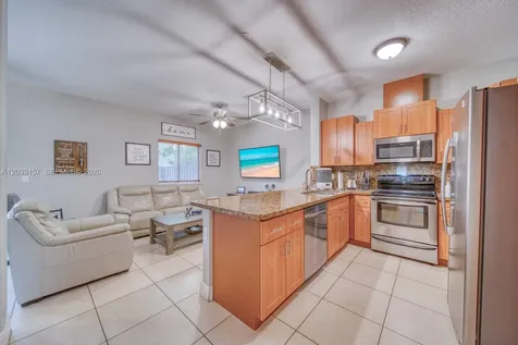 4453 SW 163rd Place Miami FL 33185