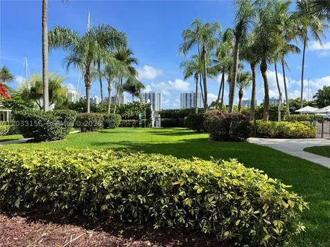 3610 Yacht Club Drive Aventura FL 33180