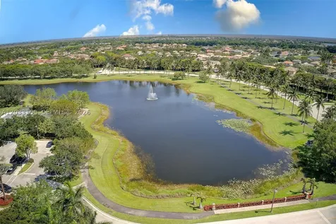 1530 Canary Island Drive Weston FL 33327
