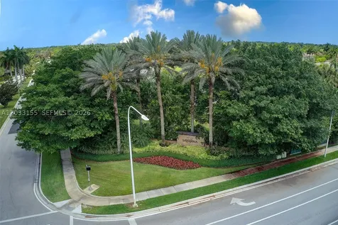 1530 Canary Island Drive Weston FL 33327