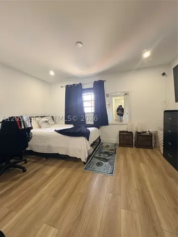 15430 SW 74th Cir Court Miami FL 33193