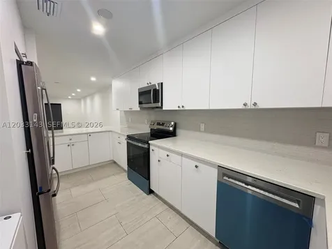 15430 SW 74th Cir Court Miami FL 33193
