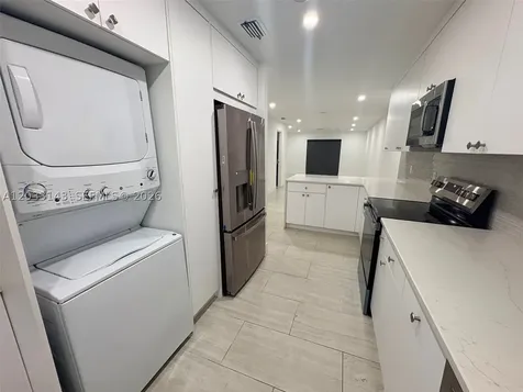 15430 SW 74th Cir Court Miami FL 33193