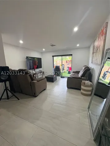 15430 SW 74th Cir Court Miami FL 33193