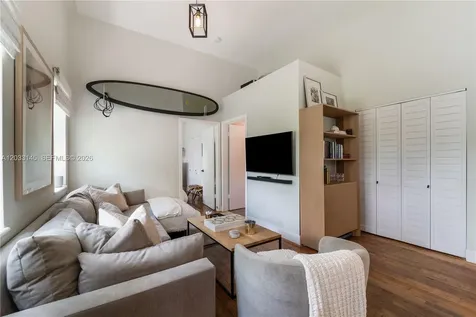 1521 Lenox Avenue Miami Beach FL 33139