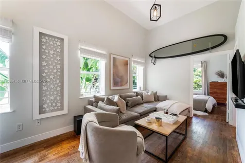 1521 Lenox Avenue Miami Beach FL 33139