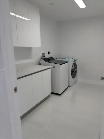 13895 SW 22nd Street Miami FL 33175