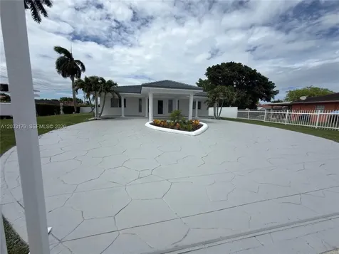 13895 SW 22nd Street Miami FL 33175