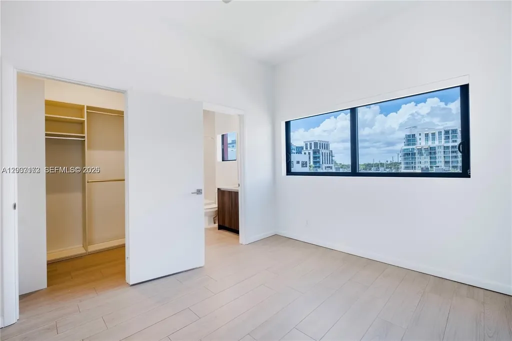 113 NE 6 Fort Lauderdale FL 33304