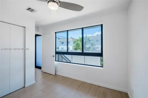 113 NE 6 Fort Lauderdale FL 33304