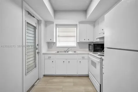 2101 NE 68th Street Fort Lauderdale FL 33308