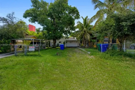 348 NE 58th Street Miami FL 33137