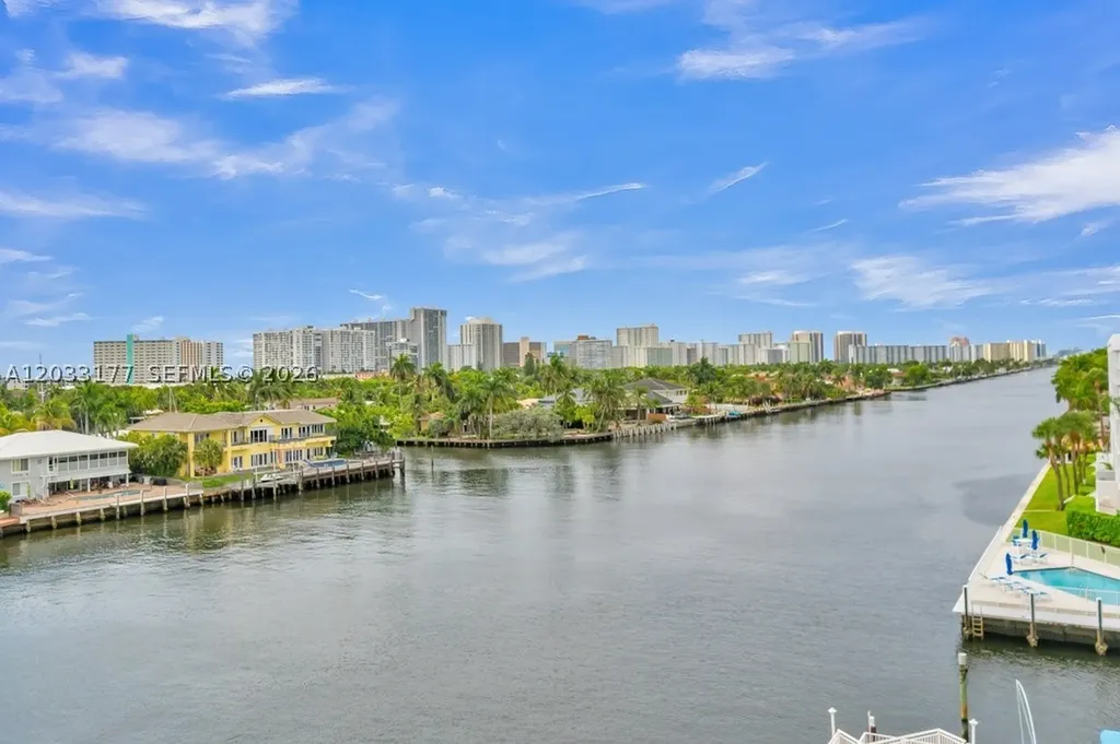 3100 NE 48th Street Fort Lauderdale FL 33308
