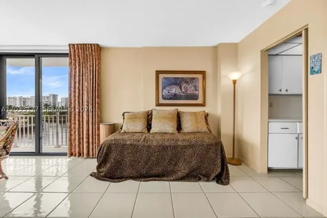 3100 NE 48th Street Fort Lauderdale FL 33308