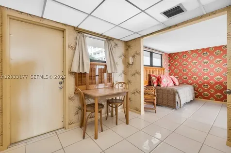 3100 NE 48th Street Fort Lauderdale FL 33308