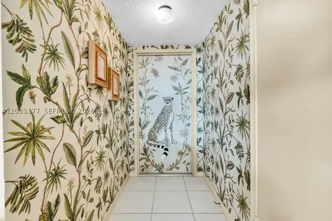 3100 NE 48th Street Fort Lauderdale FL 33308