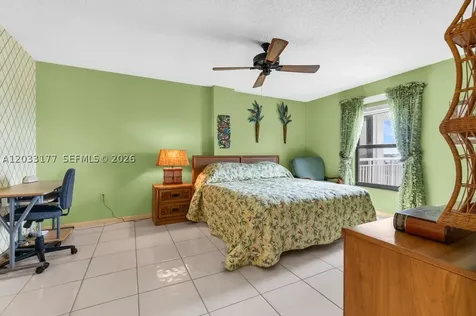 3100 NE 48th Street Fort Lauderdale FL 33308