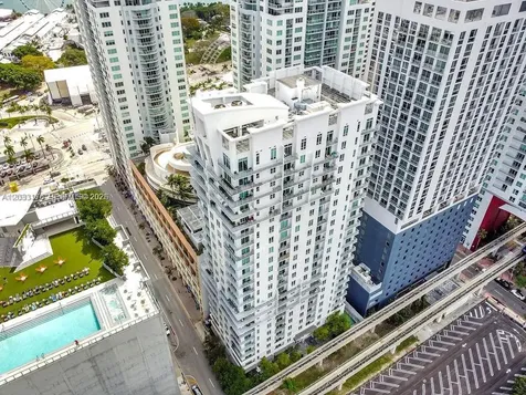 234 NE 3rd Street Miami FL 33132